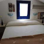 Hones - Relax House Perissa (Santorini)