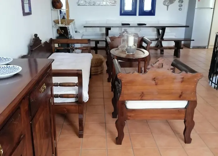 Hones - Relax House Vila Perissa (Santorini)